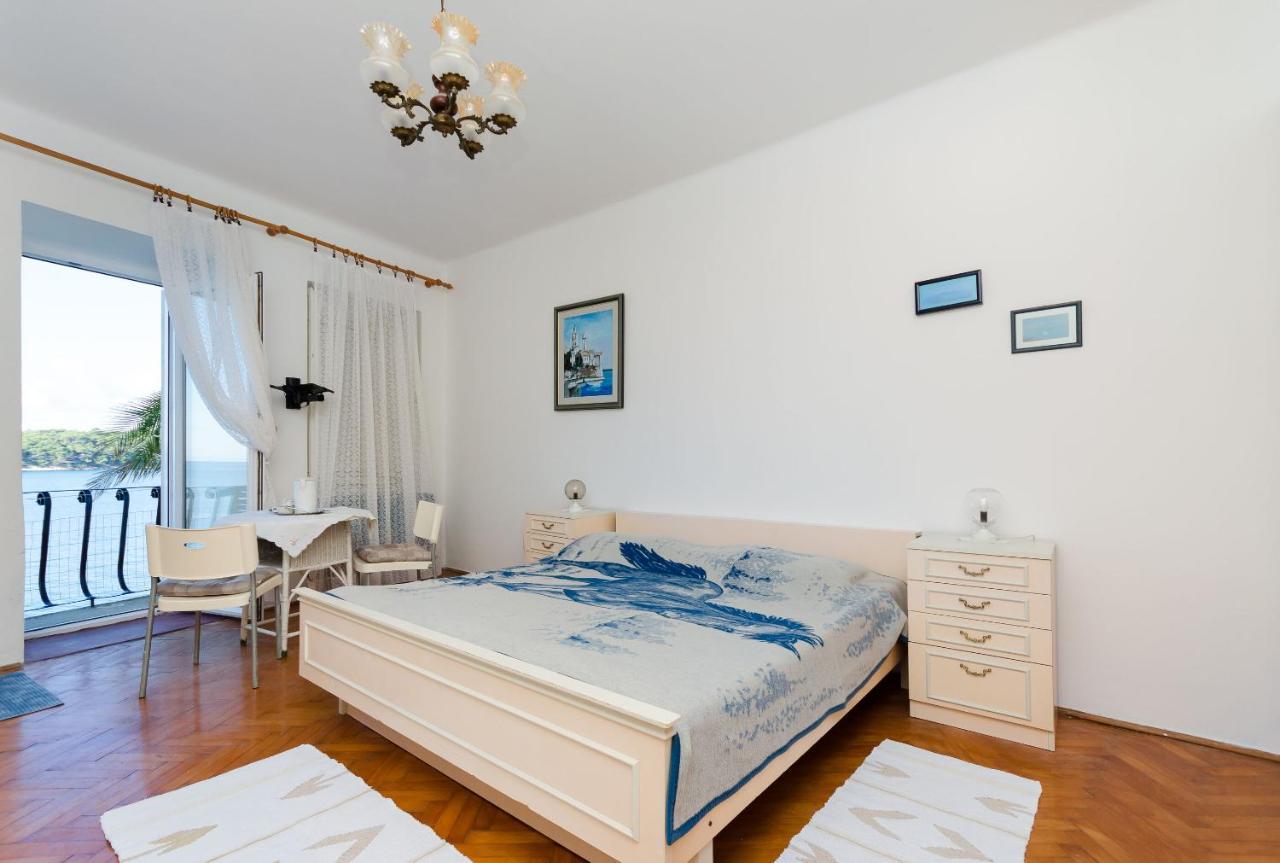 Rooms Sonja P Rab Town Exterior photo